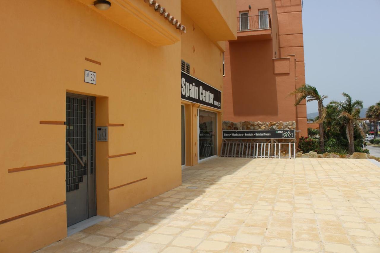 Los Lances Tarifa - Piscina Y Patio Exterior photo